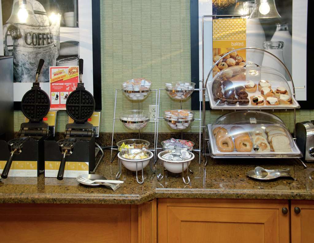 Hampton Inn Concord/Kannapolis Restoran foto